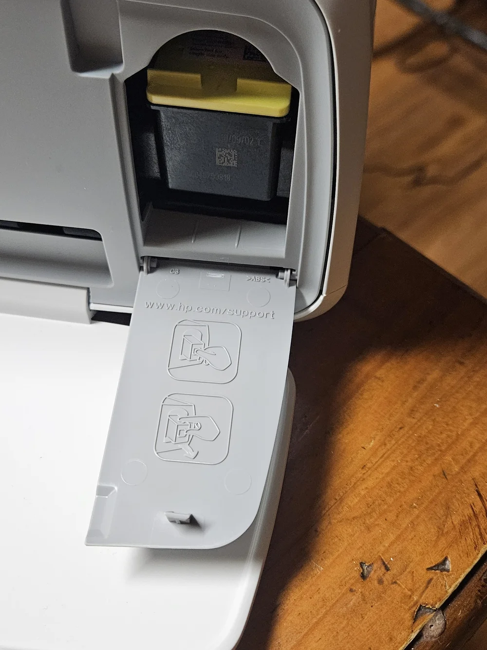 HP Compact Photo Printer in White